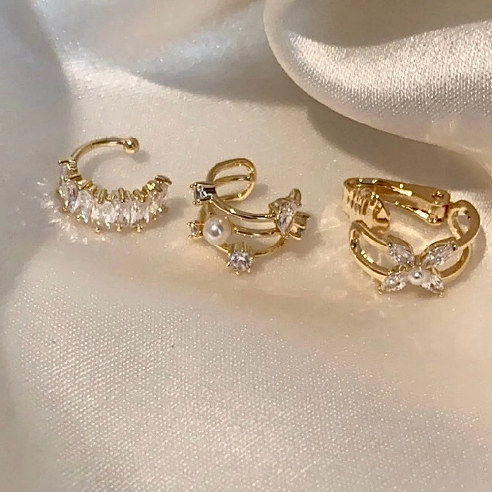 Single Accent Fashion Cuff Style No Piercing Gold Finish Earrings